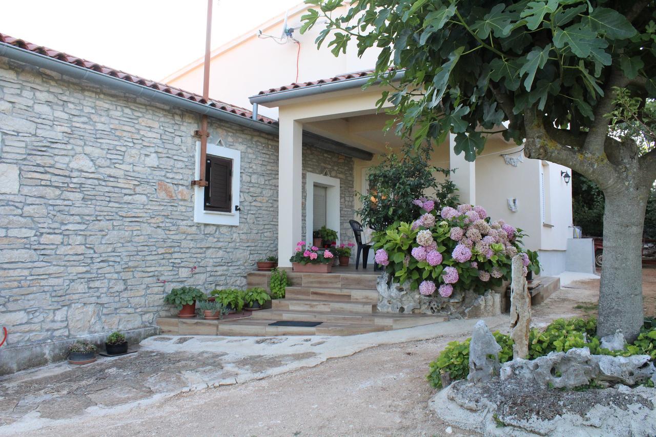 Haus Glavani Barban Zewnętrze zdjęcie